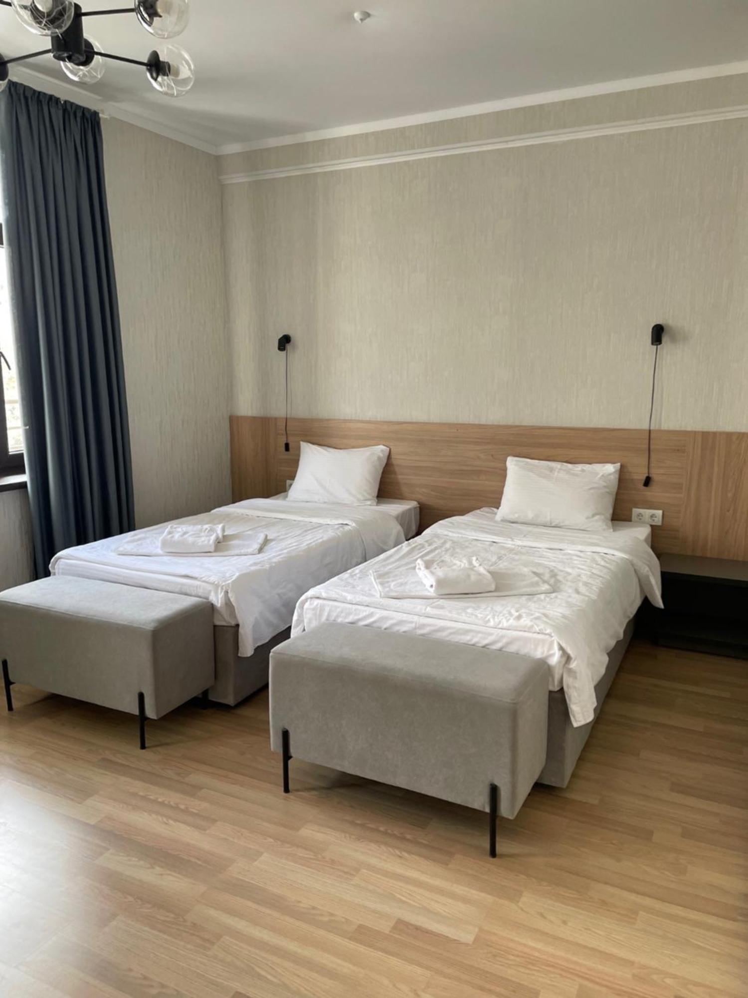 Issyk Ata Retreat Hotel Gorno-Serafimovka Buitenkant foto